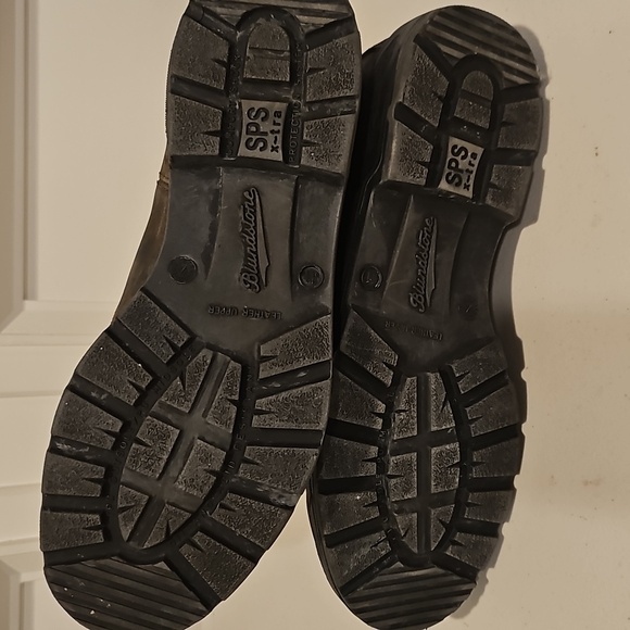 Blundstone Winter Thermal All-terrain Waterproof  Distressed Brown Chelsea Boots - Picture 4 of 11